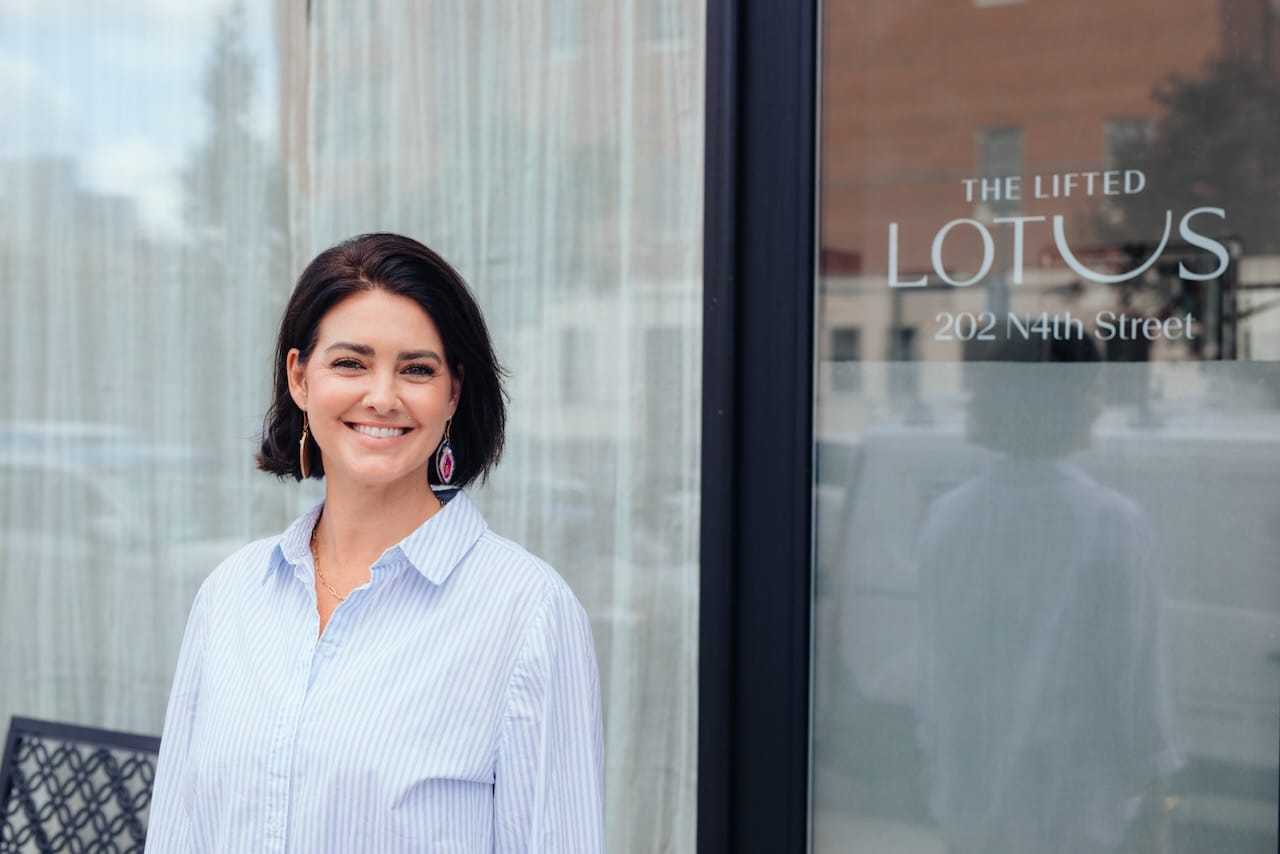 Sweeping the Pelvic Bowl | 6-min Springtime Meditation